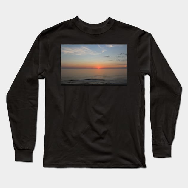 First peek of the sun, Ocean Sunrise Long Sleeve T-Shirt by Sandraartist